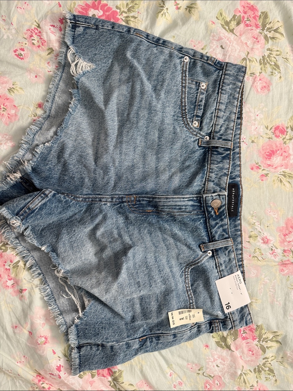 Aeropostale Light Wash Denim Frayed Hem Jean Shorts